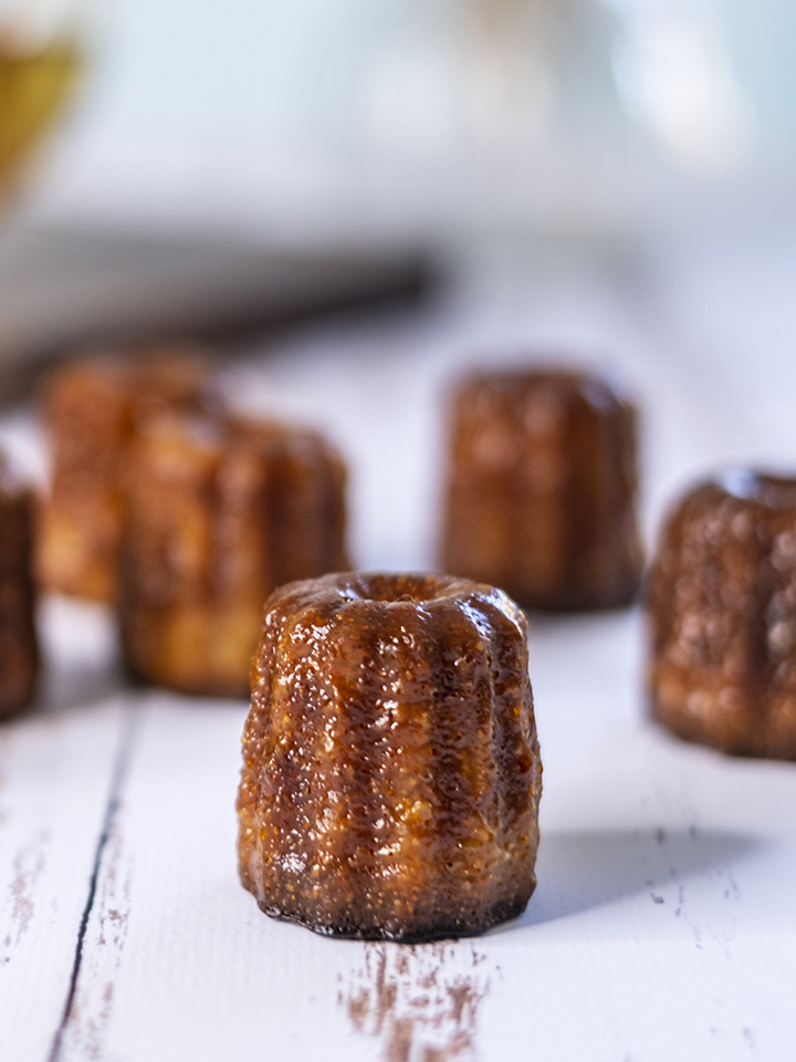 Image illustrative de l'article "Mini cannelés : la recette authentique"